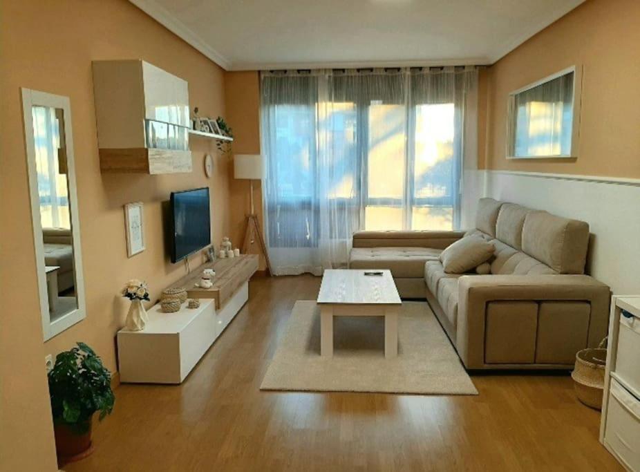 Apartamento El Horrin Apartman Colunga Kültér fotó